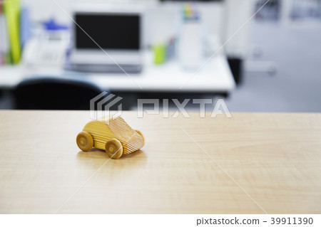 汽車汽車貸款財務保險辦公室汽車貸款汽車保險事務 39911390