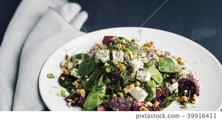 Vegetarian appetizer. Cottage cheese. Baby spinach Vegetarian appetizer. Cottage cheese. Baby spinach 39916411