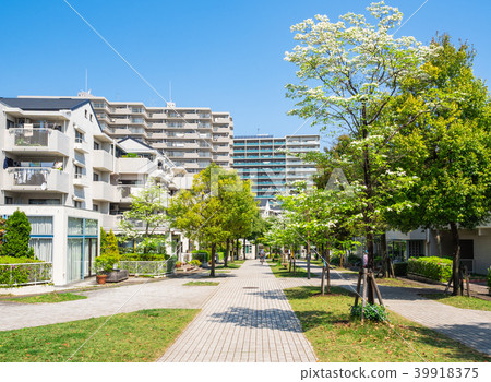 安靜的住宅區 安靜的住宅區 39918375