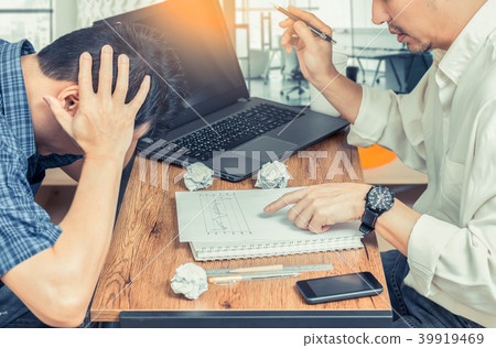 asian businessmen seriously discussing work asian businessmen seriously discussing work 39919469