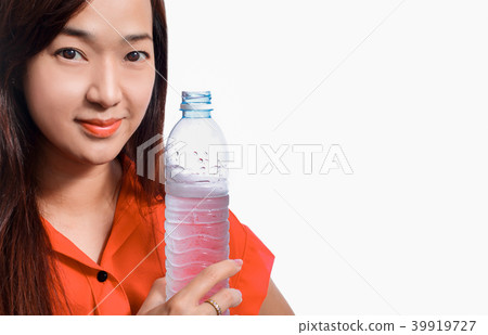 asian beautiful woman showing pure water bottle 39919727