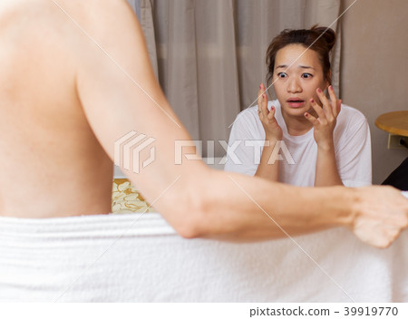 husband and wife during intimacy, sex in bed 39919770