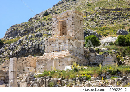 Ruins of ancient town Sagalassos in Turkey Ruins of ancient town Sagalassos in Turkey 39922042