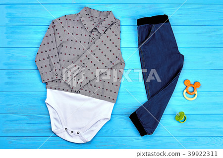 Set of casual clothes for baby-boy. 39922311