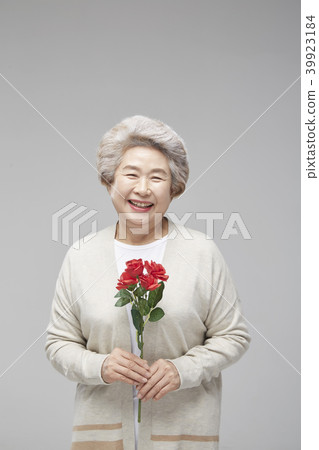 Senior, old man, old age, confession, proposal, love 39923184