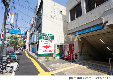 名古屋市Talebuku名古屋市營地鐵鹽公共汽車入口1號入口 名古屋市Talebuku名古屋市營地鐵鹽公共汽車入口1號入口 39924617