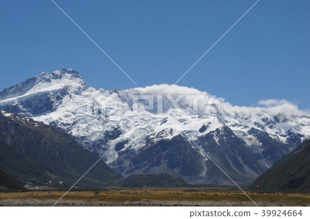 Mount Sefton,庫克山村 Mount Sefton,庫克山村 39924664