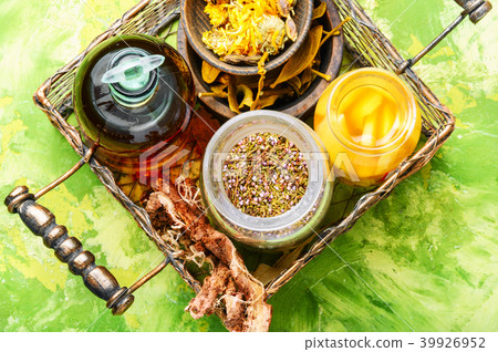 Natural herbs medicine 39926952