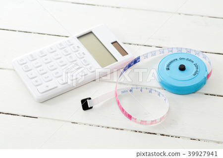 規模 規模 39927941