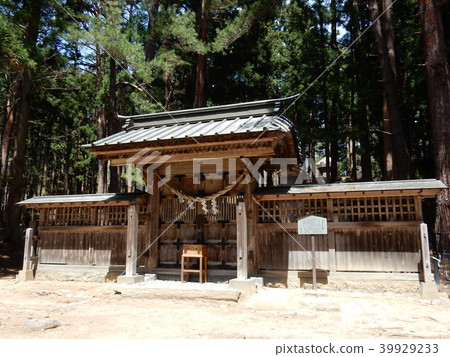 Totsu Shrine Okunoin Tomb of Toshina Masayuki 39929233