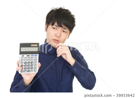 一個男人帶著困惑的表情 一個男人帶著困惑的表情 39933642