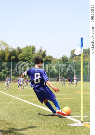Boy soccer corner kick 39936013