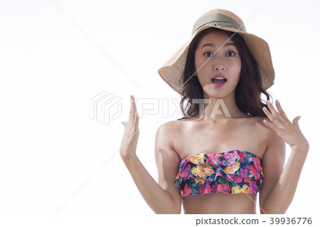 Young woman in bikini sunshine 39936776