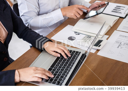 Young businessteam working with new startup project. discussing 39939413