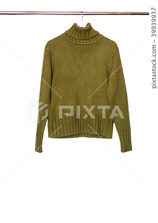 Warm woolen sweater under the throat, isolated  39939937