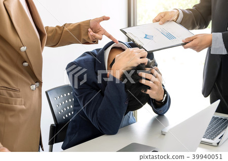 Business people conflict problem working in team turns into figh Business people conflict problem working in team turns into figh 39940051