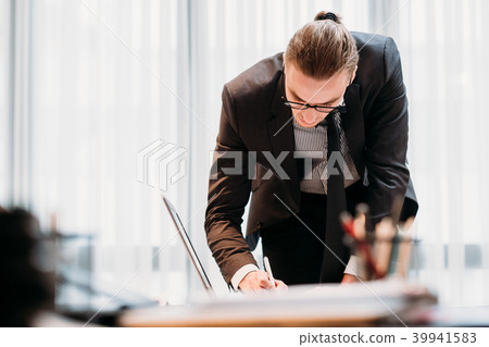 business lifestyle stylish man elegant clothes 39941583
