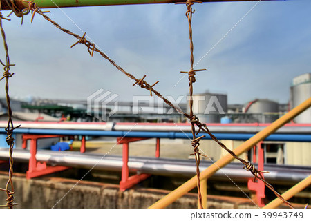 鐵絲網入口限制 39943749