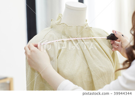 Fashion designer, korean Fashion designer, korean 39944344