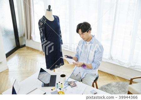 Fashion designer, korean Fashion designer, korean 39944366