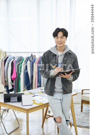 時裝設計師，韓國 39944444