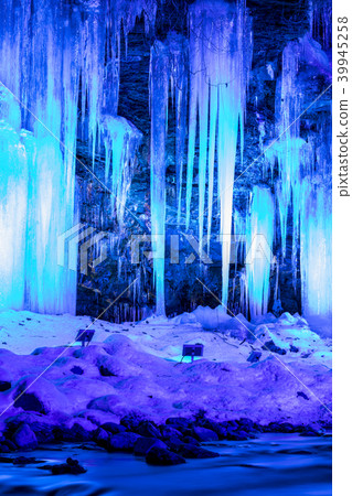 三十年的冰柱07 39945258