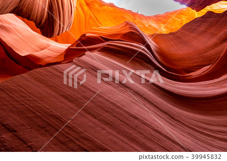 Lower Antelope Canyon Lower Antelope Canyon 39945832