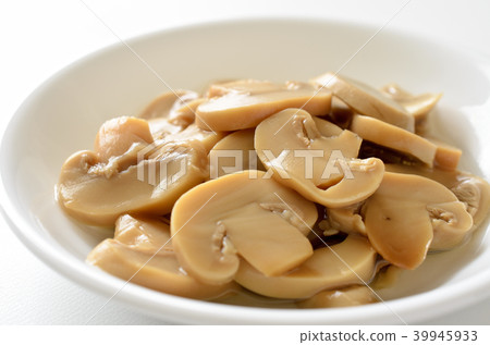 煮熟的蘑菇 39945933