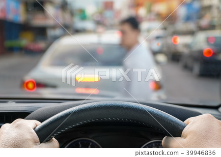 car emergency brake saved life pesdestrian run  39946836