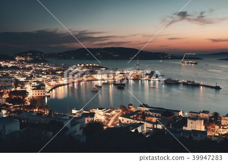 Mykonos bay sunset Mykonos bay sunset 39947283