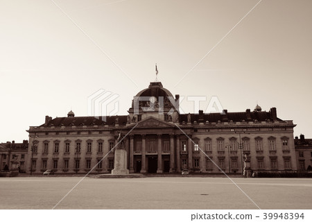 Historic architecture Historic architecture 39948394