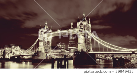 Tower Bridge London 39949433