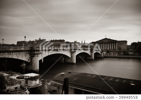 Seine 39949558