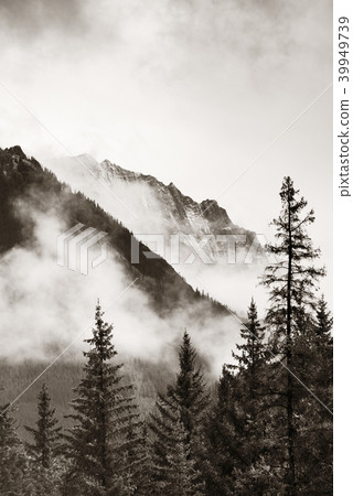 Banff National Park Banff National Park 39949739