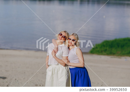 girls twins out girls twins out 39952650