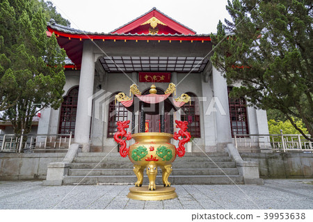 Sun Moon Lake Xuanguang Temple Sun Moon Lake Xuanguang Temple 39953638