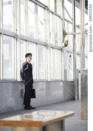 Businessman, Korean 39955330