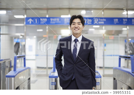 Businessman, Korean 39955331