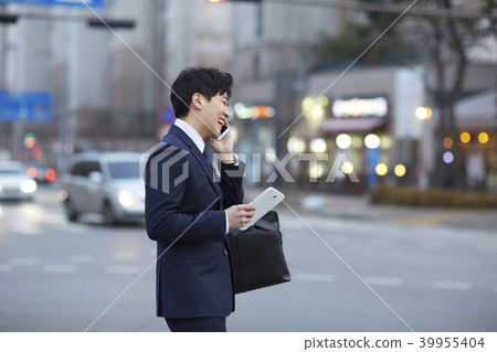 Businessman, Korean 39955404