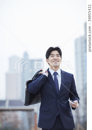 Businessman, Korean 39955431