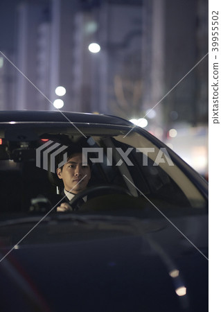 Businessman, Korean 39955502