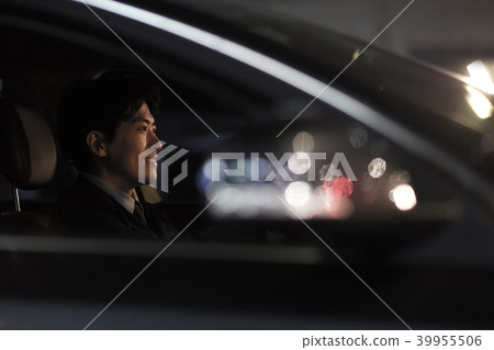 Businessman, Korean 39955506