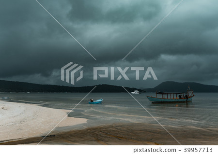 Rainy season at Koh Rong Samloem Island Rainy season at Koh Rong Samloem Island 39957713