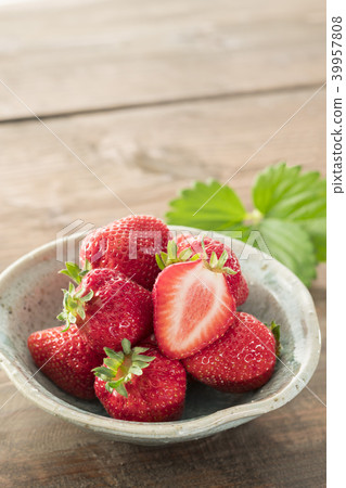 一個草莓 39957808