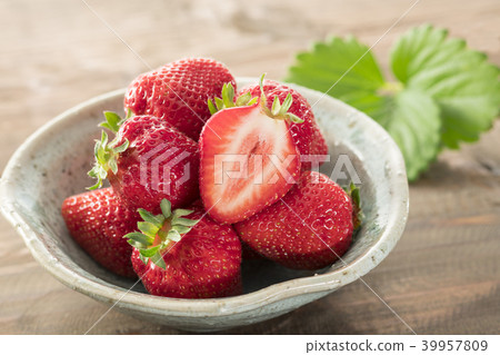 一個草莓 39957809