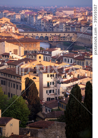 view of Ponte Vecchio 39959387