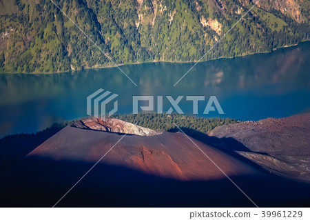 The cone of Gunung Rinjani volcano in Lombok The cone of Gunung Rinjani volcano in Lombok 39961229