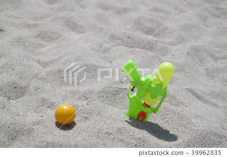 沙灘和玩具 39962835