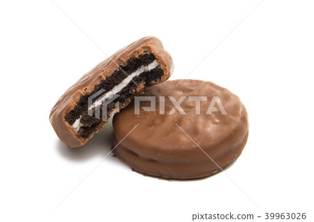 double cookies in chocolate isolated 39963026