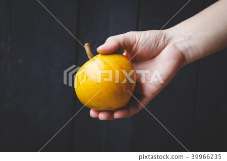 Lucuma fruits-Eggfruits 39966235